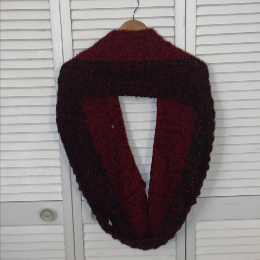 Infinity scarf